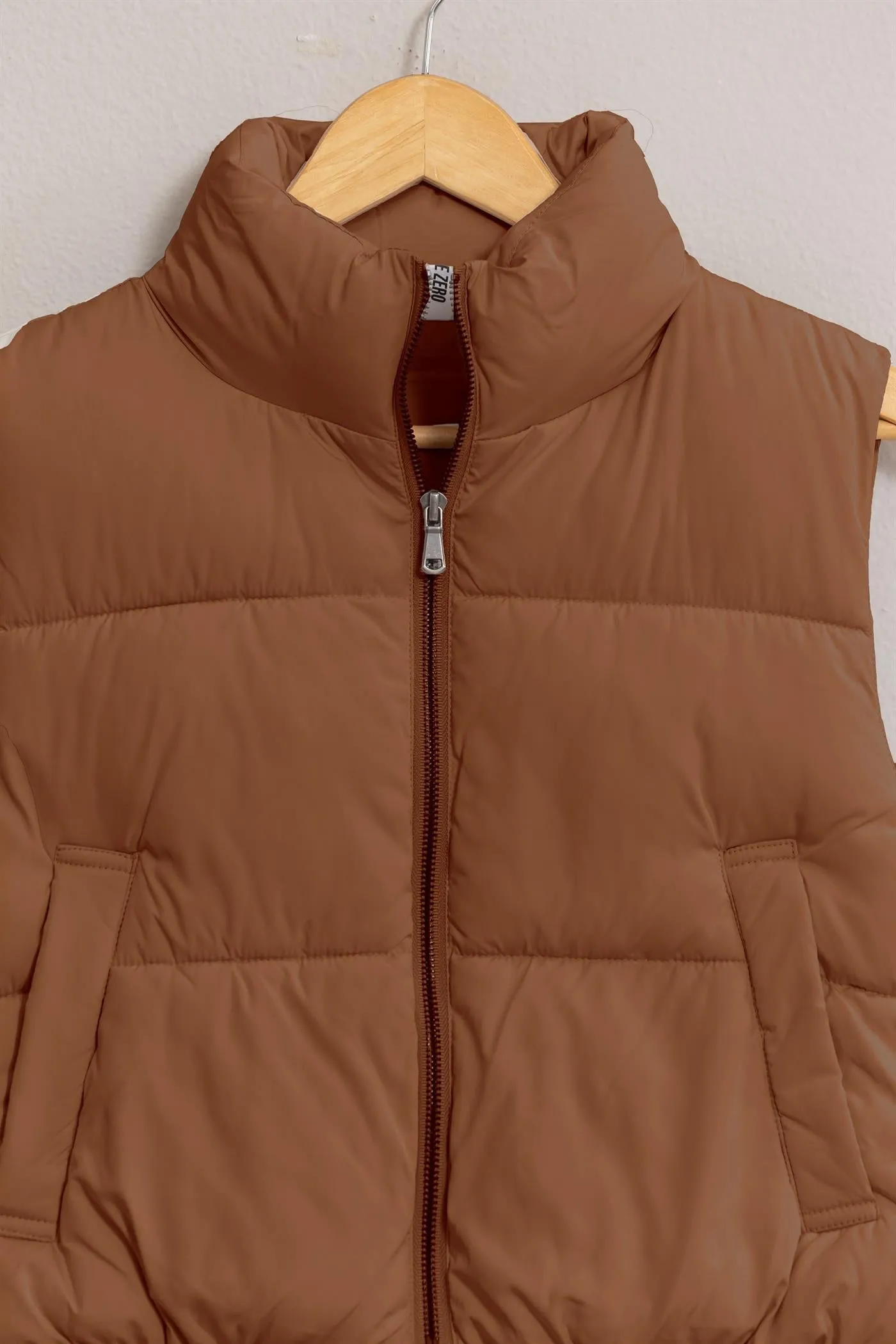 Cropped Zipper Closure Puffer Vest