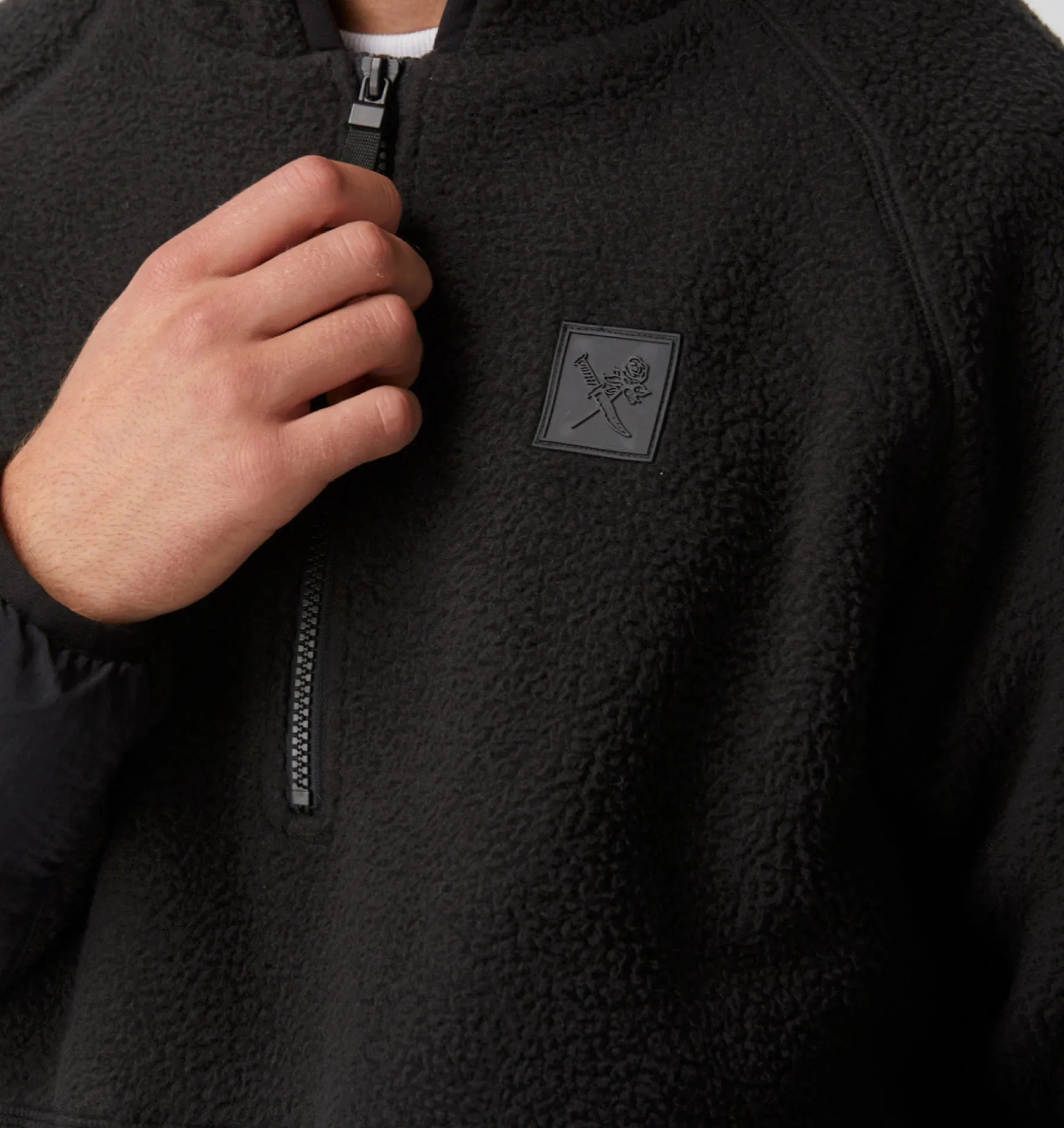 Dudley Sherpa Hood - Black