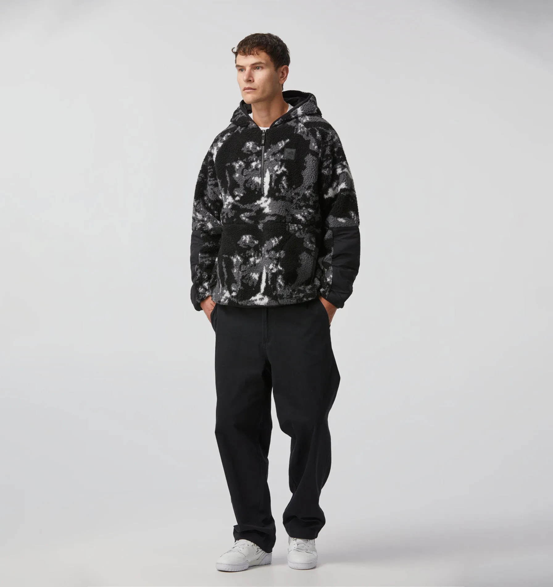 Dudley Sherpa Hood - Camo