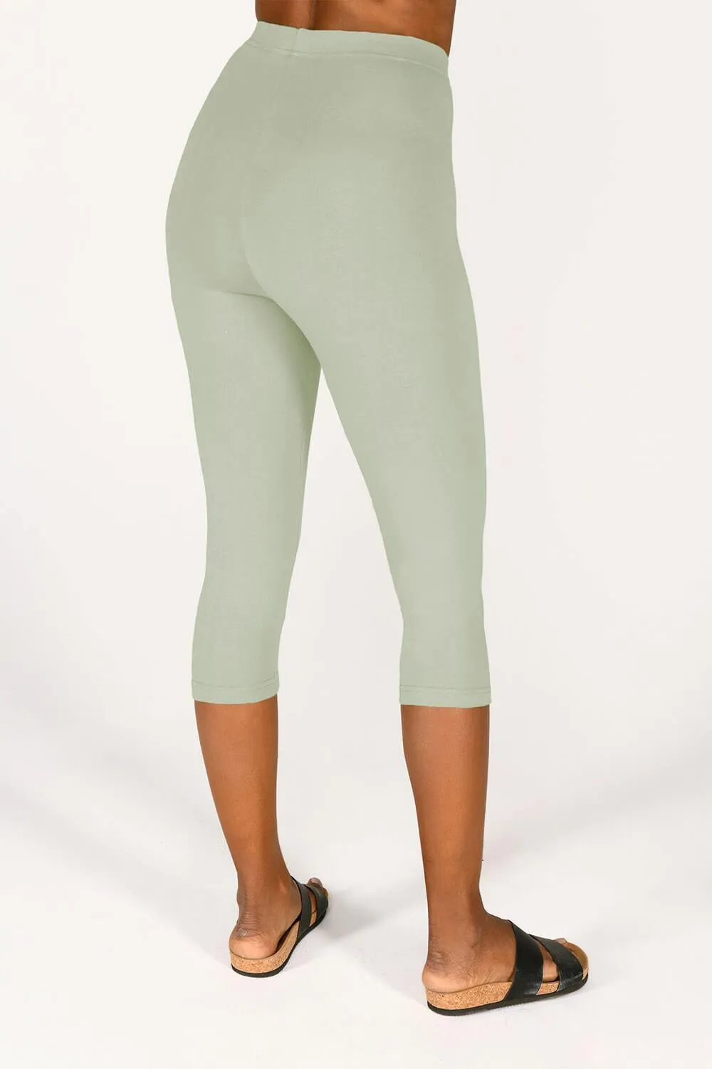 Everyday Cropped Leggings - Sage Green