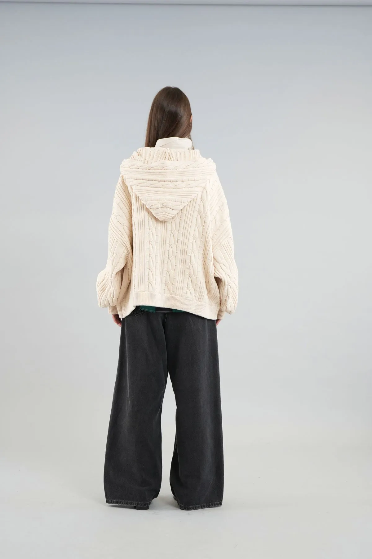 Latte Ecru Zipper Knit