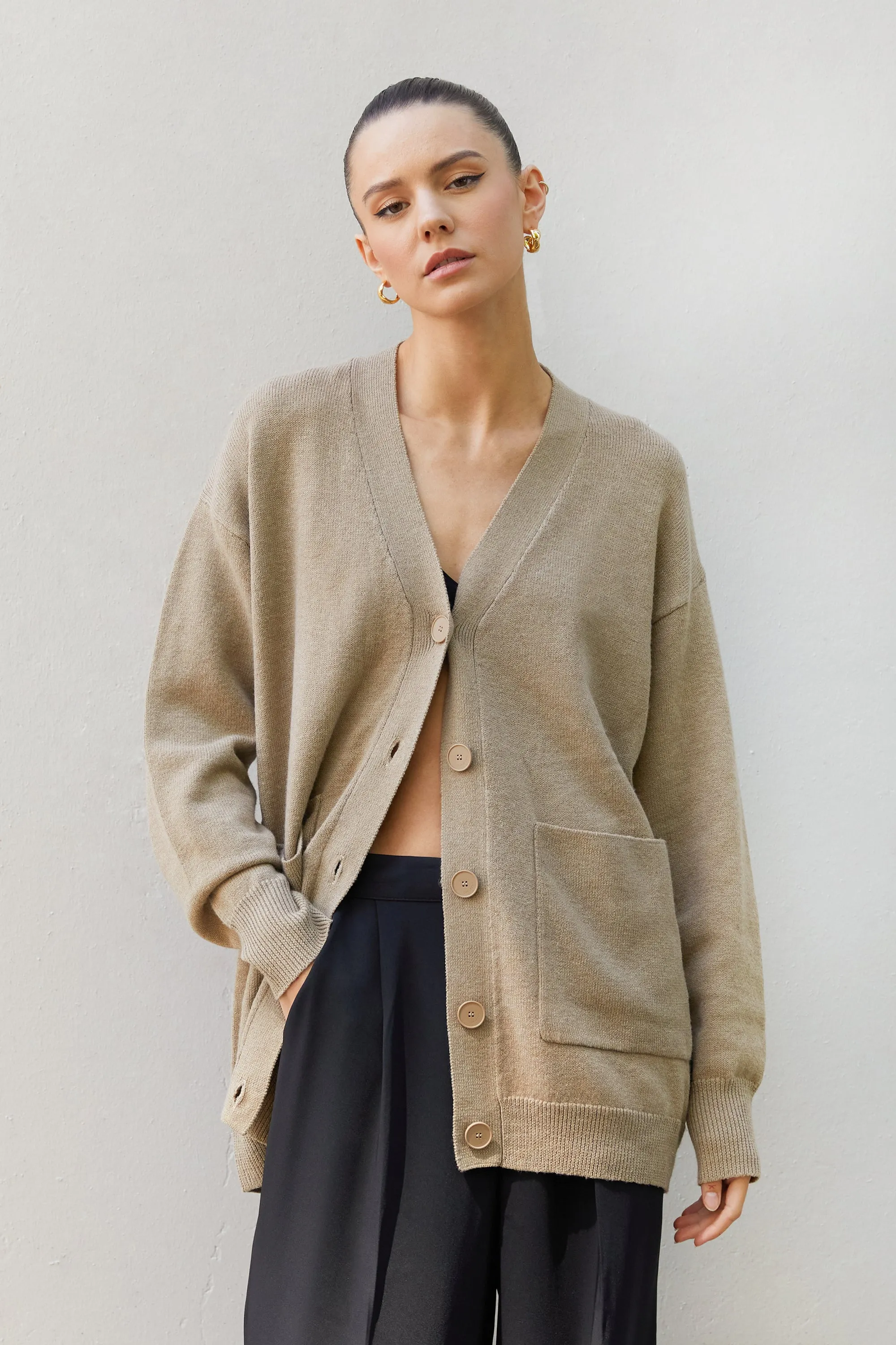 OVERSIZED CARDIGAN